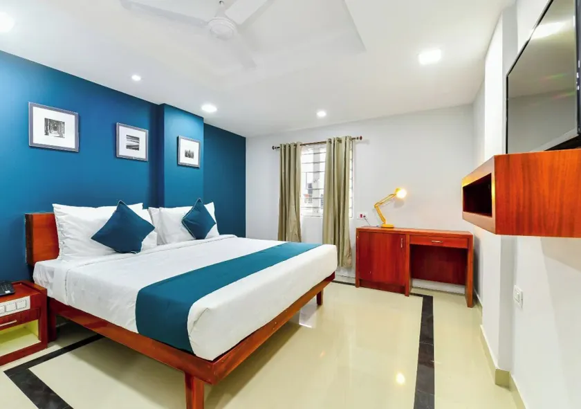 The Reach Hotel - Image 1