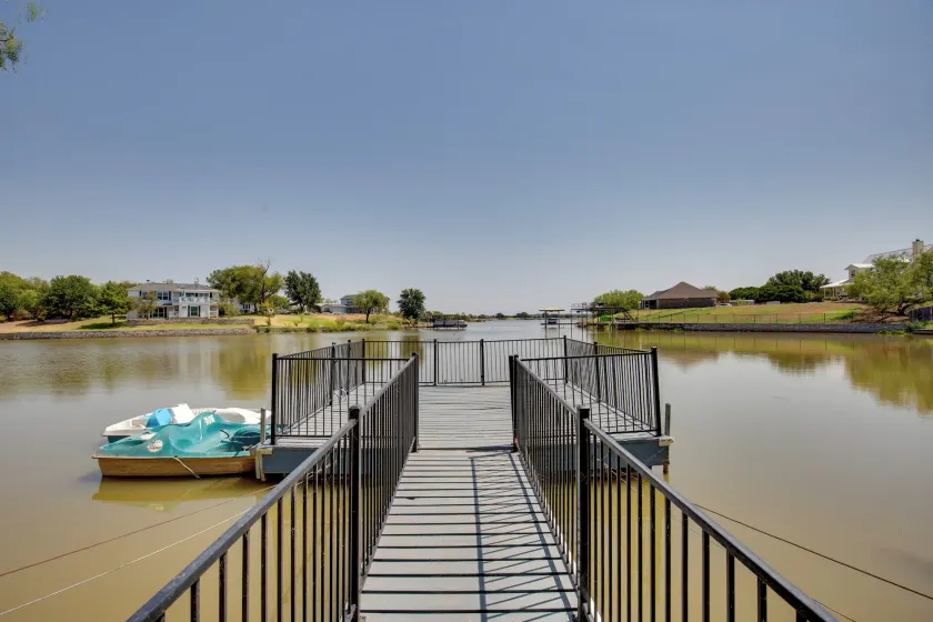 Game Room & Dock: Waterfront Granbury Lake Retreat - Image 1