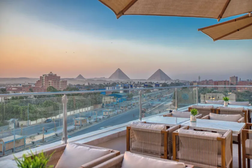 Mazar Pyramids Hotel - Image 1