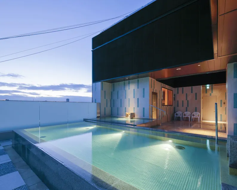 Candeo Hotels Osaka Shinsaibashi - Image 1