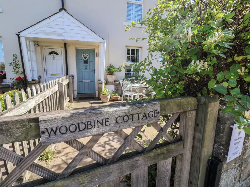 Woodbine Cottage - Image 1