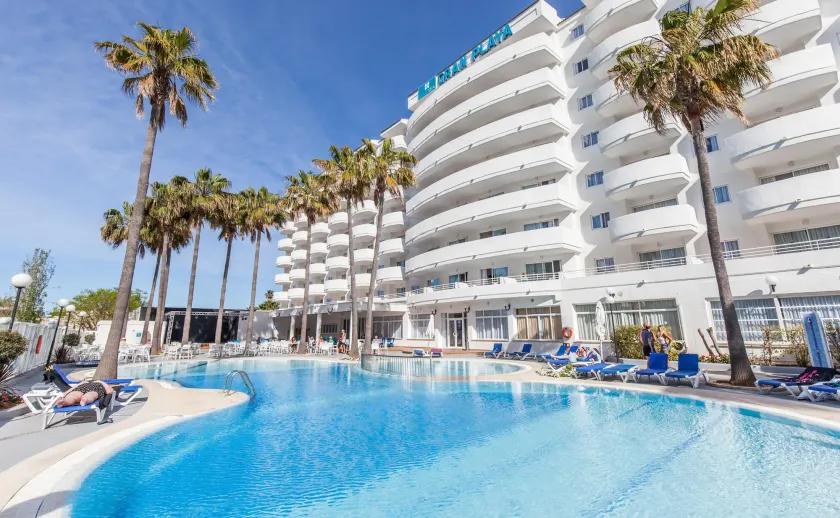 BLUESEA Gran Playa - Image 1