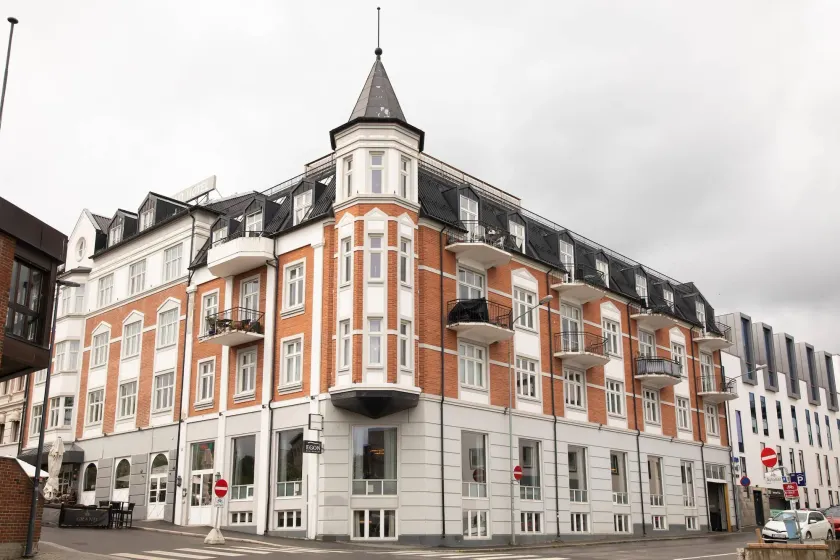 Comfort Grand Hotel - Image 1