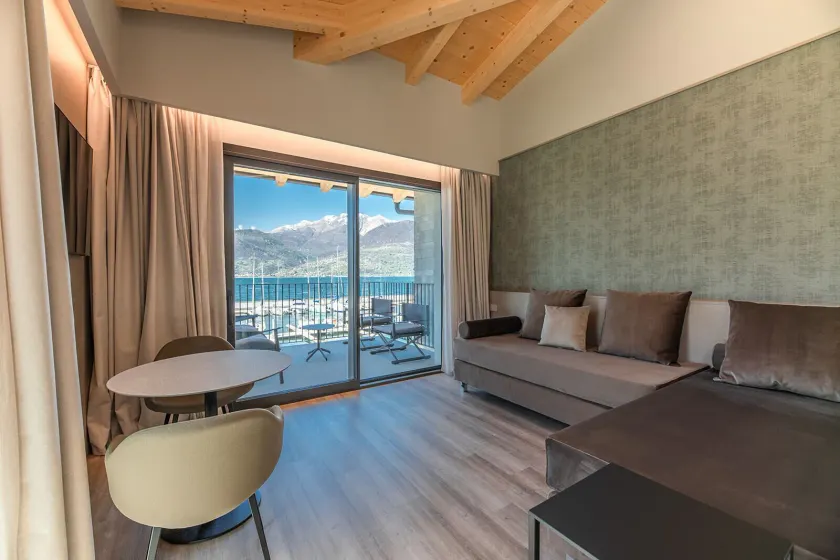 Lago Dorato Marina Lodge - Lakefront  - Image 1