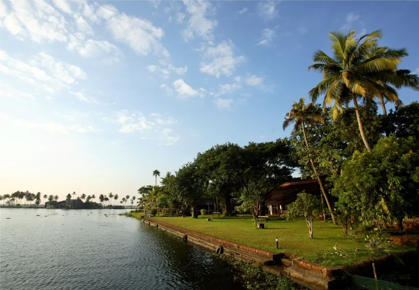 Punnamada Resorts - Image 1
