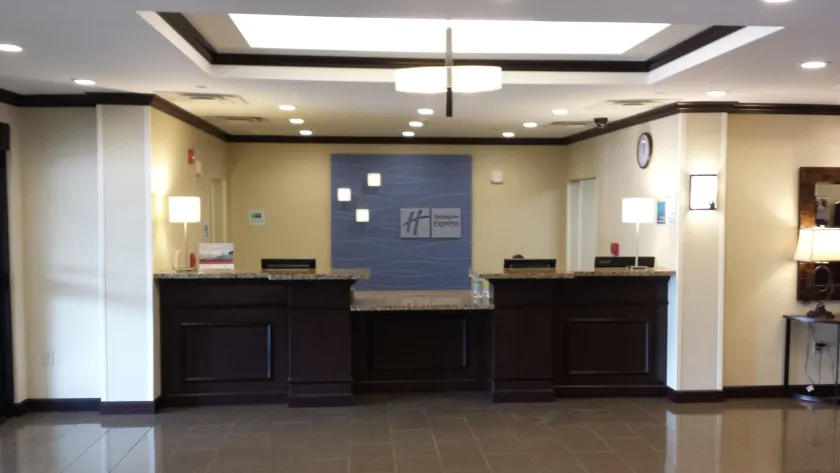 Holiday Inn Express & Suites Cambridge by IHG - Hall