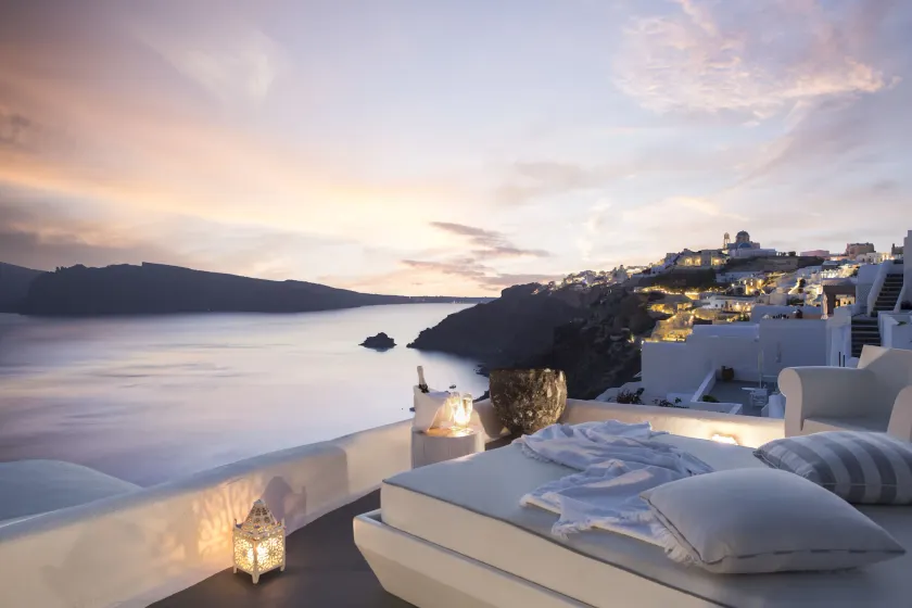 Katikies Santorini - Gea House - The Leading Hotels Of The World - Image 1