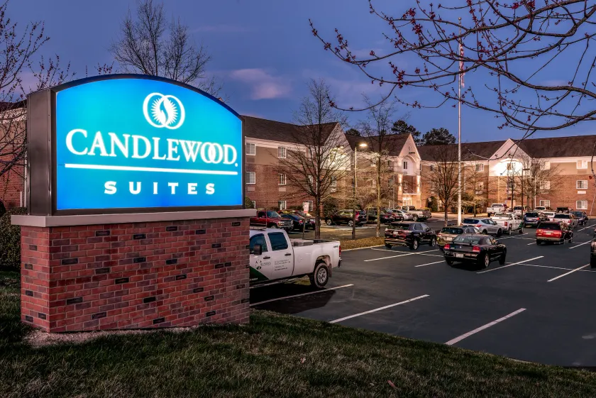 Candlewood Suites Glen Allen-Short Pump - Image 1