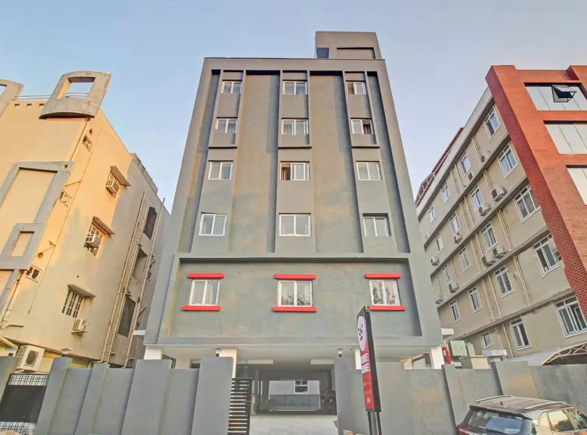 Super Townhouse Whiteridge Gachibowli  - Image 1