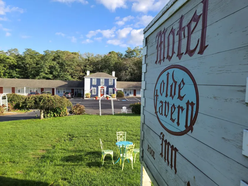 Olde Tavern Motel and Inn - Cape Cod - Image 1