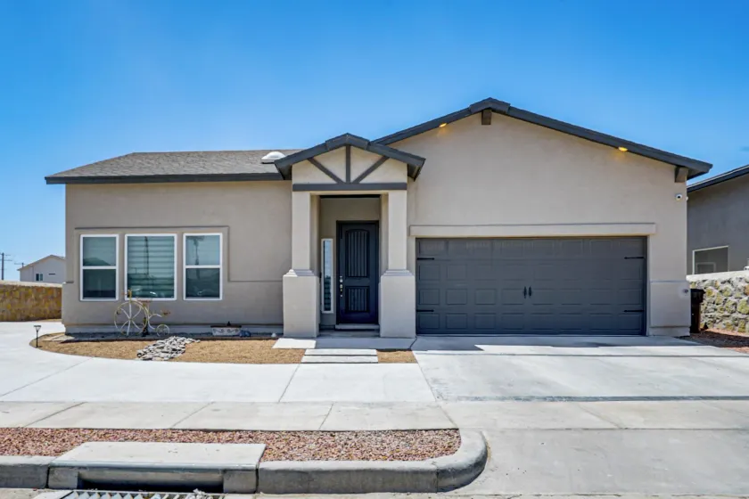 Family Home w/ Yard in El Paso Area, Pets Welcome! - Image 1