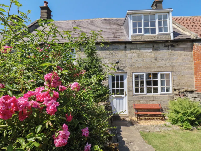 4 Lilac Cottages - Image 1