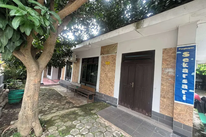 OYO 95050 Penginapan Sekarsari Syariah - Image 1