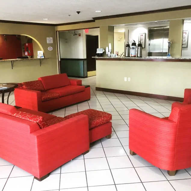 Quality Inn Lawton near Fort Sill - Coin salon dans le hall