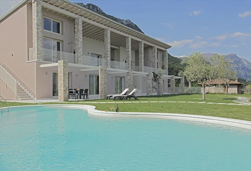 446QA Tonni Danilo - Little Paradise 3 - Image 1
