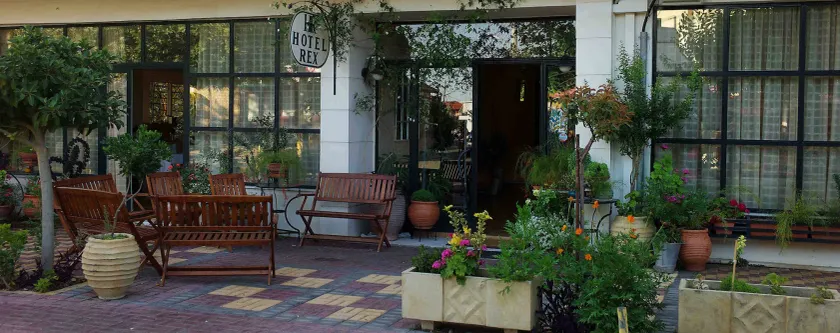 Rex Hotel - Bebeka's - Image 1
