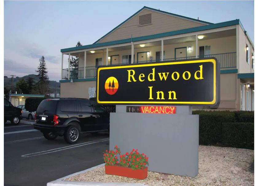 Redwood Inn - Image 1