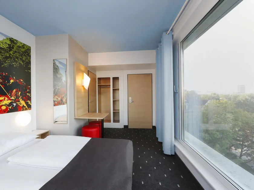 B&B Hotel Berlin-Tiergarten - Image 1