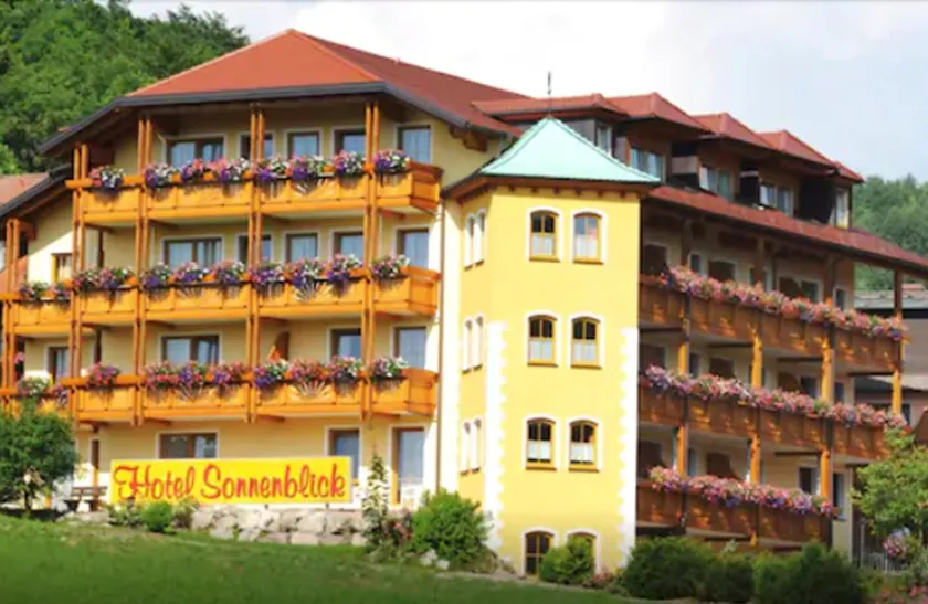 Hotel Sonnenblick - Image 1