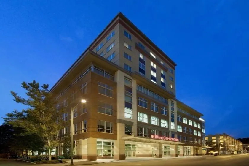 Hilton Garden Inn Ithaca - Image 1
