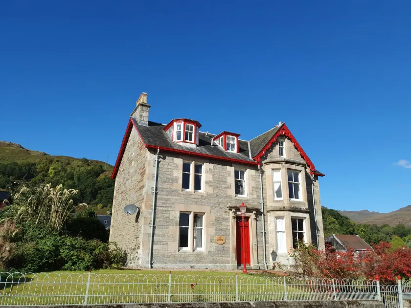 Tayview - Image 1