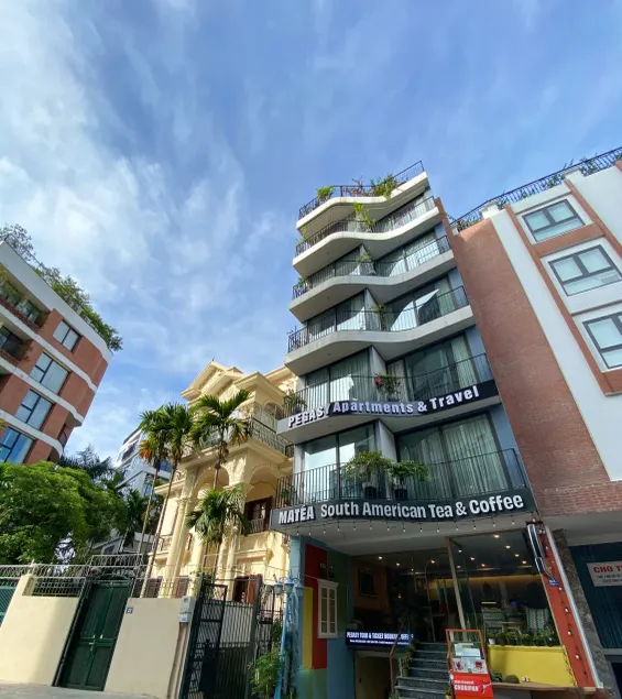 Apartments & Travel - Image 1