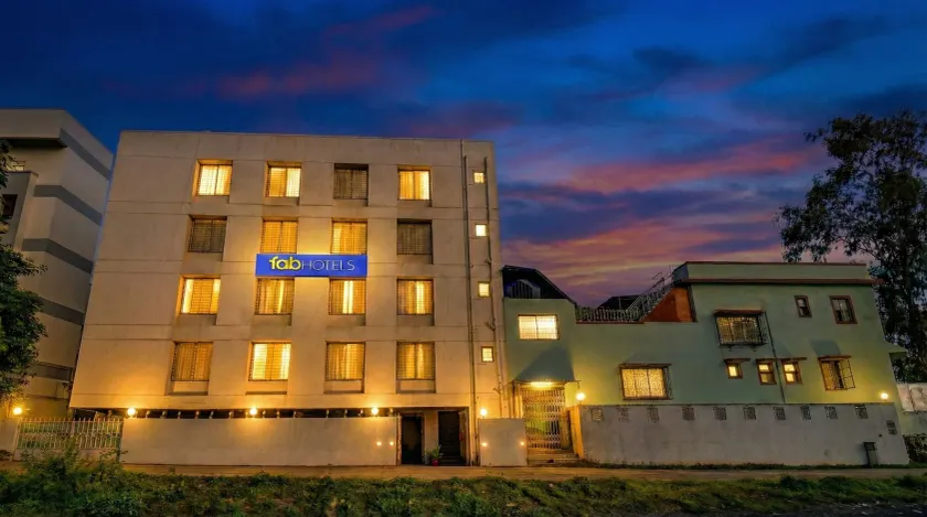 Fabhotel Sai Executive - Image 1