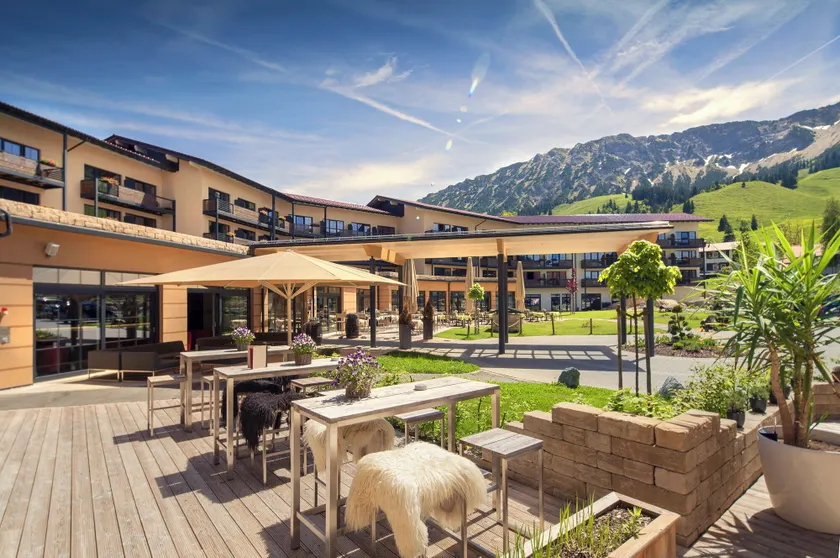 Panoramahotel Oberjoch - Image 1
