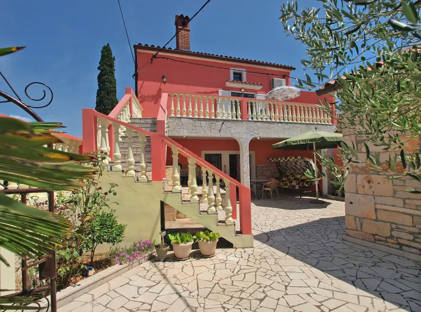 House 1716 - Image 1
