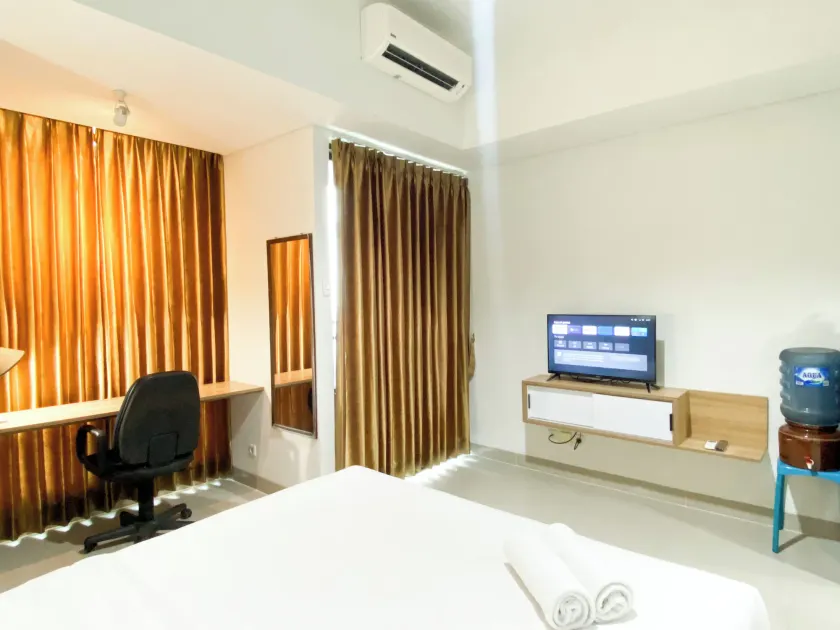 Simple Studio At Lrt City Bekasi Apartment By Travelio - Image 1