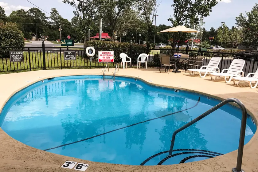 Quality Inn Raeford - Image 1