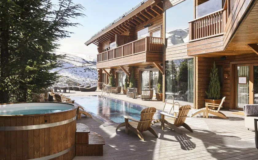 El Lodge, Ski & Spa - Image 1