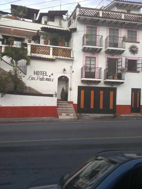 Hotel Las Palomas - Image 1