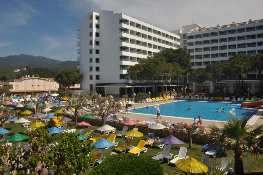 Hotel Grand Efe - Image 1
