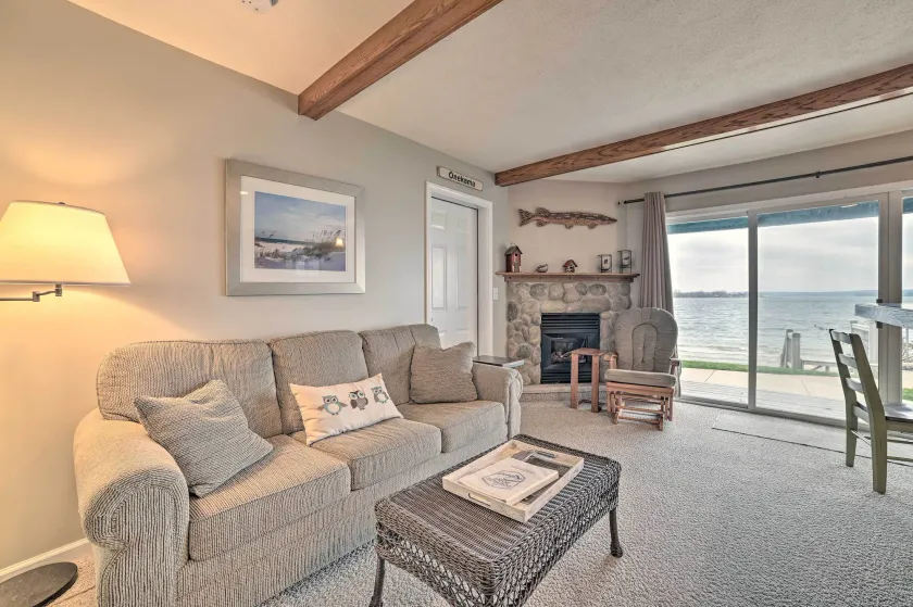 Lakefront Onekama Condo w/ Seasonal Pool! - Image 1