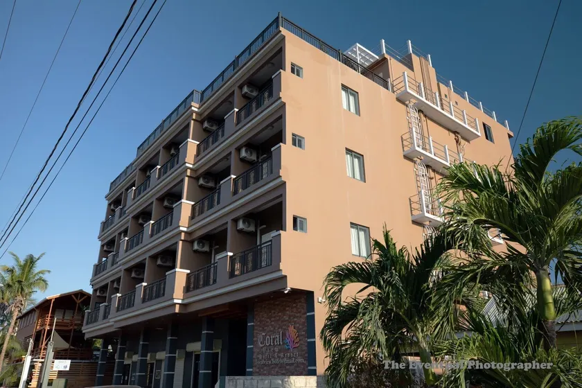 Coral View Hotel & Resort - Image 1