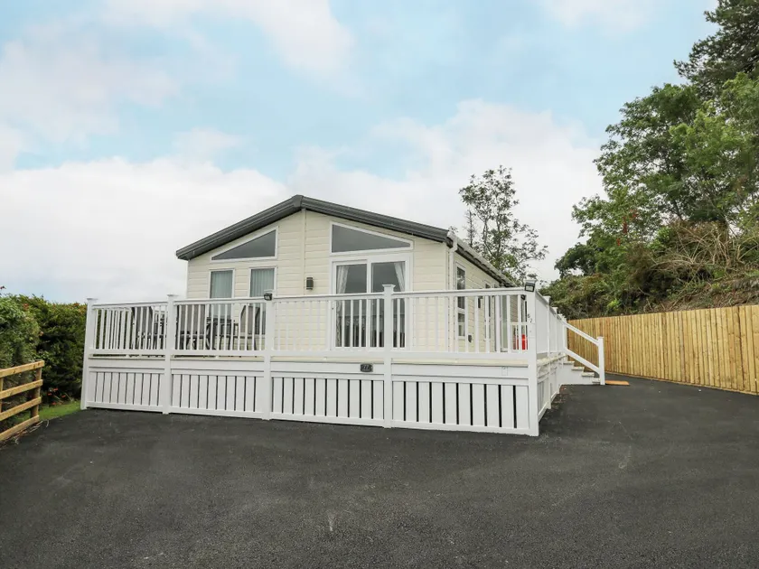 Platinum Lodge - Image 1