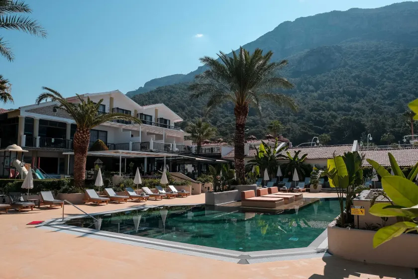Hotel Karbel Sun - Image 1