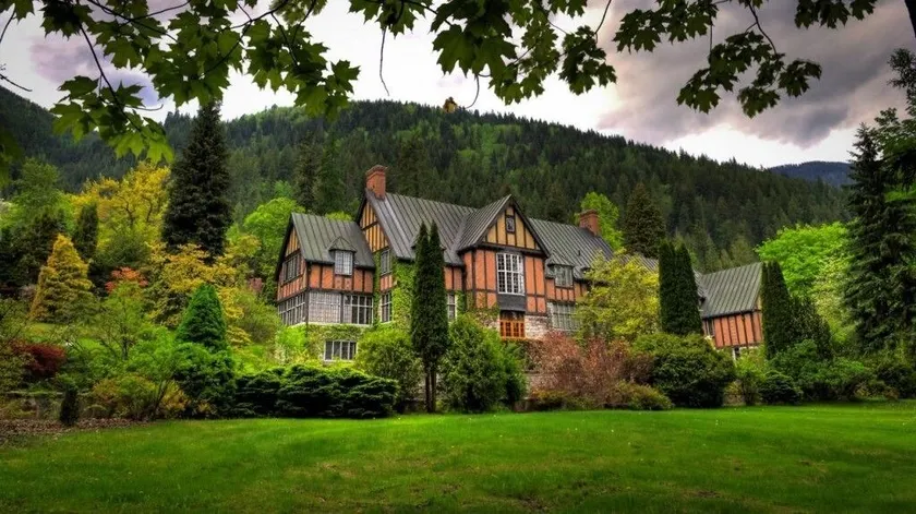 Blaylock's Mansion - Image 1