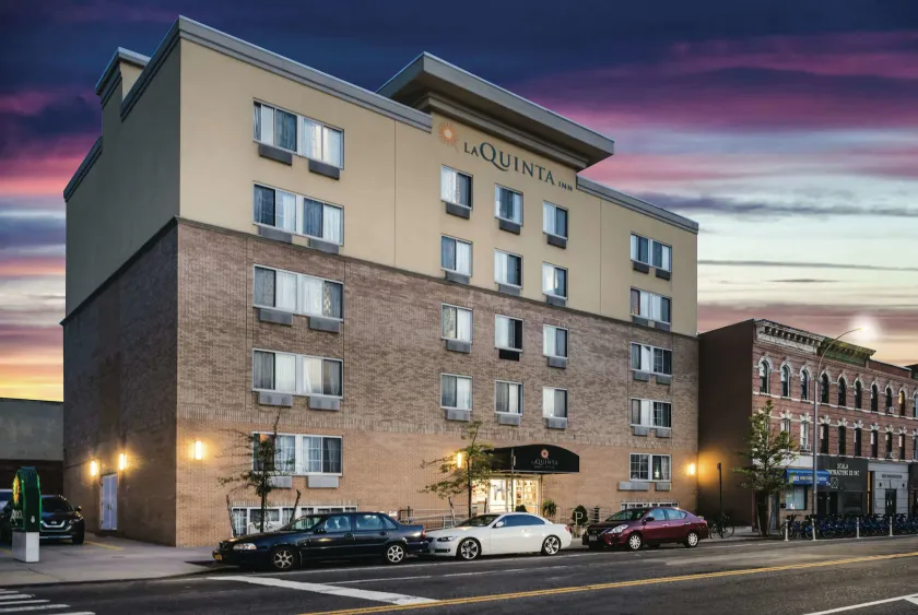 La Quinta Inn & Suites Brooklyn Downtown - Image 1