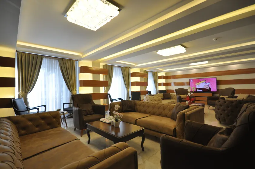 Double Comfort Hotel - Image 1