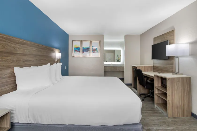 SureStay Hotel by Best Western Spring North Houston - Image 1