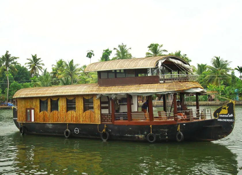 My Trip Houseboats - Image 1