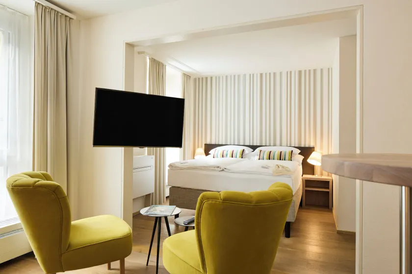 PLATZHIRSCH ZÜRICH - Downtown Boutique Hotel & Sushi Lounge - Image 1