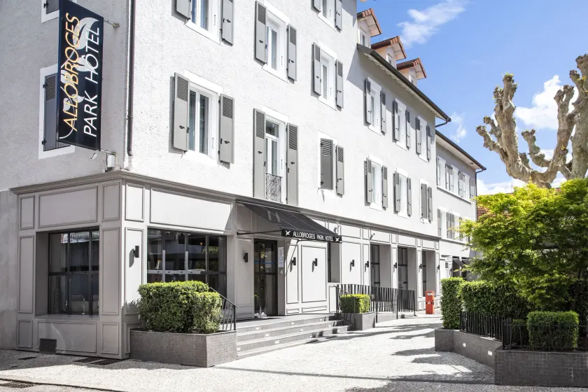 Allobroges Park Hôtel - Image 1