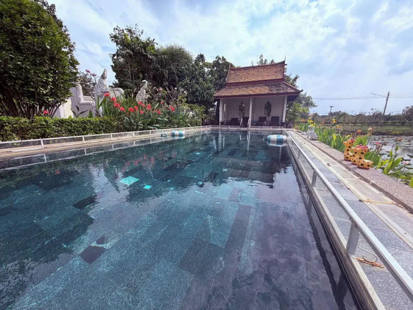 Ayutthaya Garden River Home - Image 1