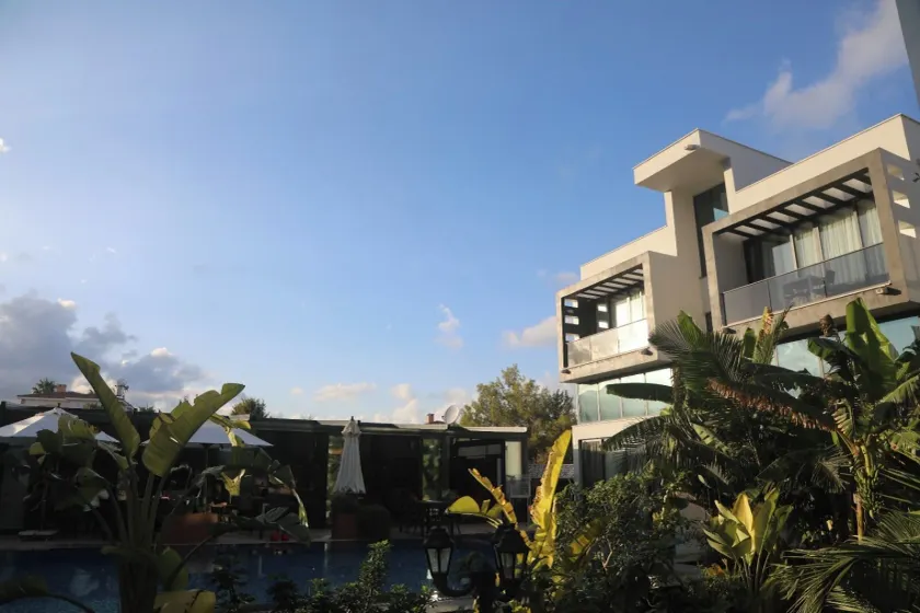 Del Mare Park - Image 1