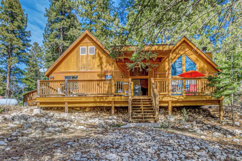 Peaceful & Private Cloudcroft Cabin with Deck! - Image 1