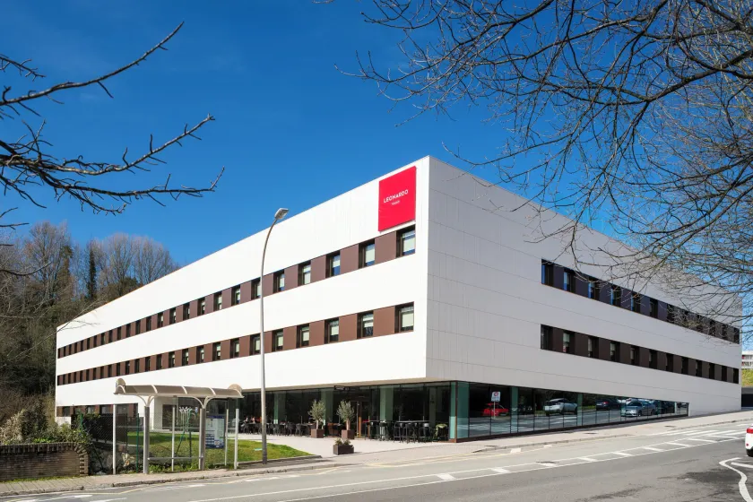 Leonardo Hotel San Sebastián - Image 1