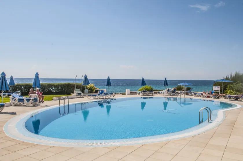 Apartamentos Vistamar - Image 1